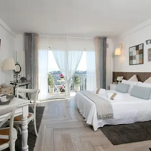 Residenza Il Punto 3* פרוג'ה